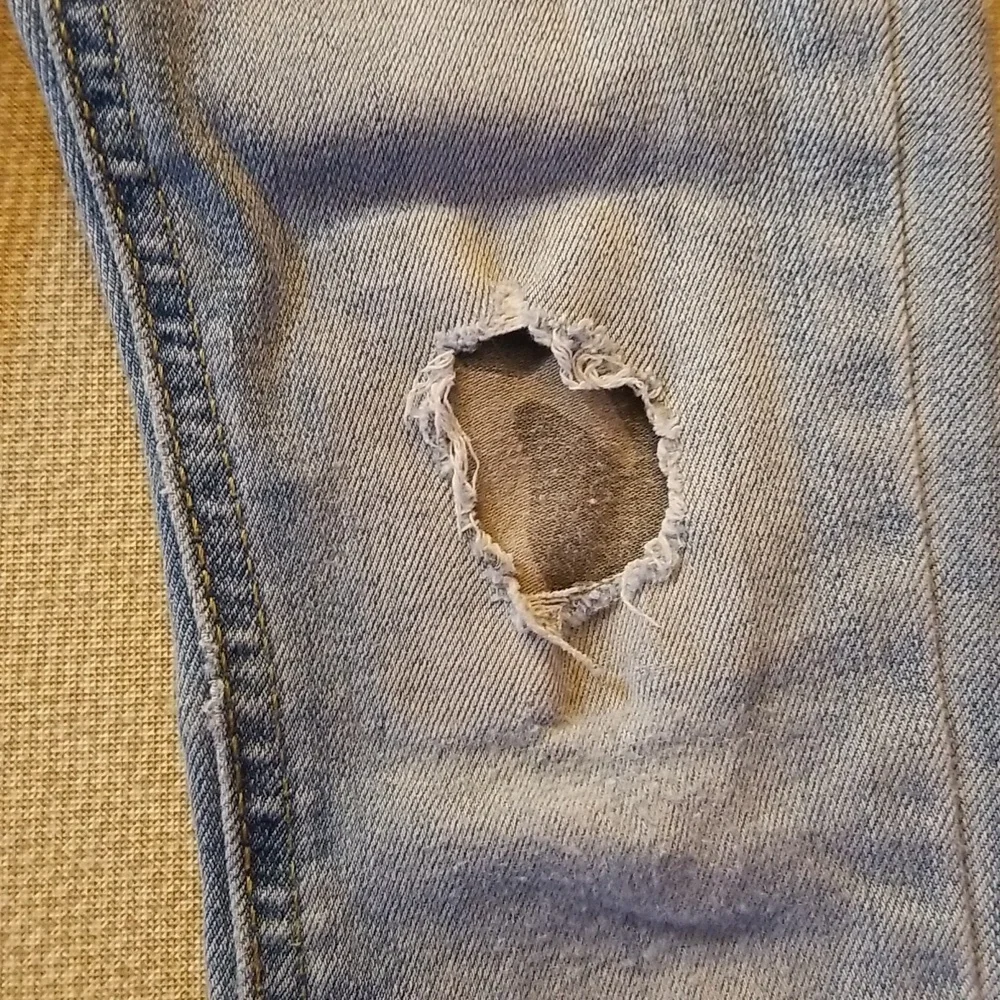 ❣5 for $25 Sale❣ Distressed Jeans and T- Shirt - Picture 9 of 9